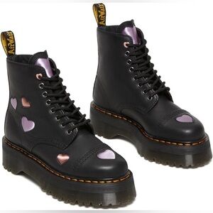 Dr. Martens Womens Sinclair Heart Valentines Platform Boot Ankle Boots Size 11